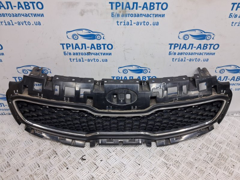 Решетка радиатора Kia Sportage QL 1.7 DIESEL D4FD 2015 (б/у) Київ - зображення 2