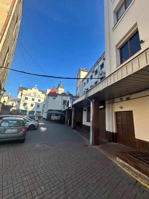 ОРЕНДА ПРИМІЩЕННЯ В ЦЕНТРІ МІСТА — вул. Галицька, 7 (під “Рошен”) Івано-Франківськ - зображення 1