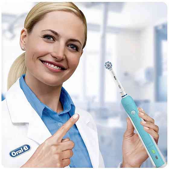 Электрическая зубная щетка Oral-B Сross AСtion PRO-500 Киев