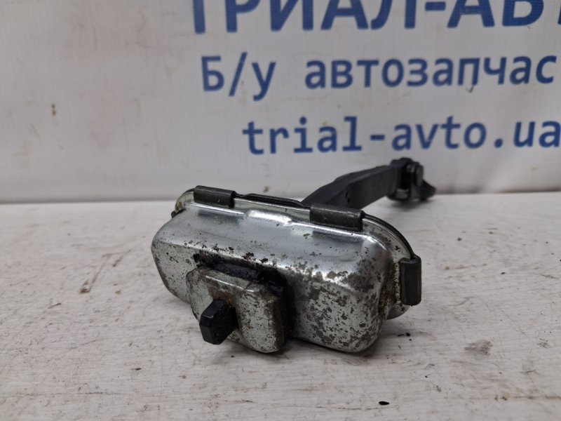 Ограничитель двери передний правый Hyundai Santa fe 2012-2019 793902W010 (Арт. 78079) Киев - изображение 2