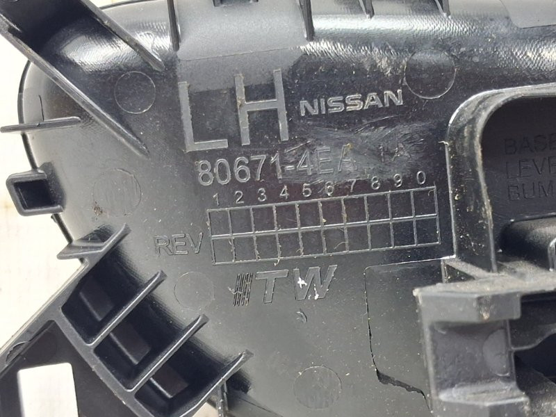 Ручка двери внутренняя левая Nissan Qashqai J11 1.2 БЕНЗИН HRA2DDT 2013 (б/у) Київ - зображення 3