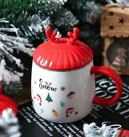 Кухоль з кришкою і ложкою Дід Мороз-Ялинка 5673 400 мл Київ