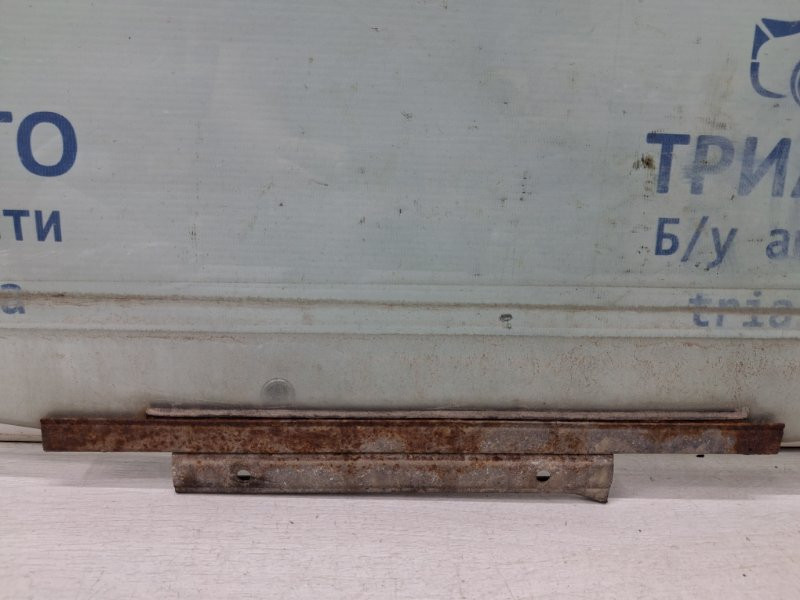 Стекло двери заднее правое Suzuki SX4 1 2.0 БЕНЗИН J20A 2006 (б/у) Киев - изображение 2