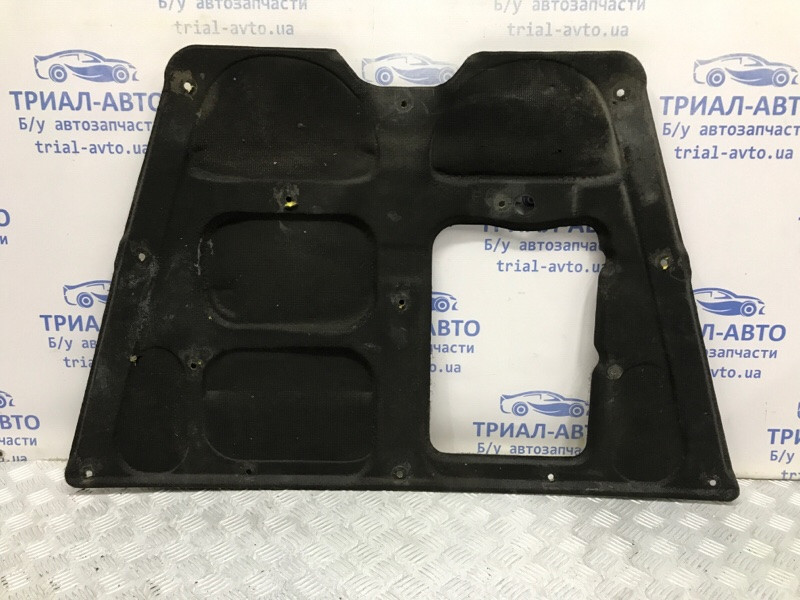 Обшивка капота Mitsubishi Pajero Sport K9 2.5 DIESEL 4D56 1996 (б/у) Киев - изображение 1