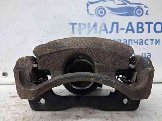 Суппорт передний левый Toyota Auris E150 1.6 БЕНЗИН 1ZRFAE 2006 (б/у) Київ