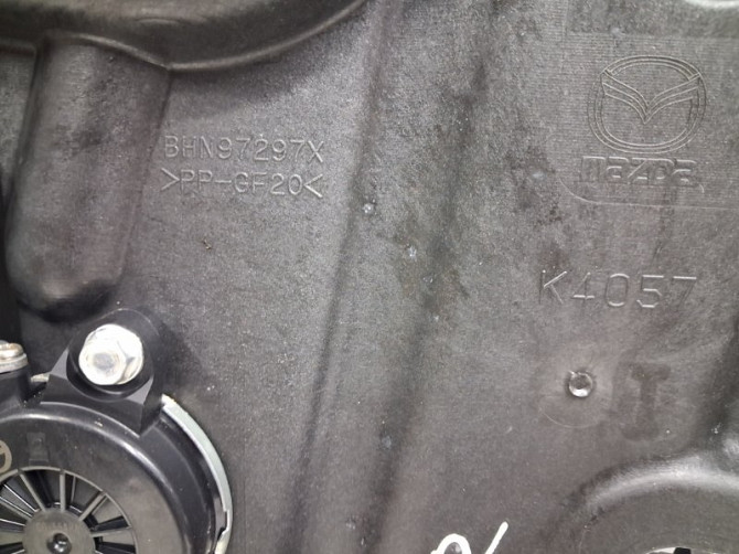 Стеклоподъемник задний правый Mazda 3 BM 2.2 DIESEL 2013 (б/у) Київ - зображення 4
