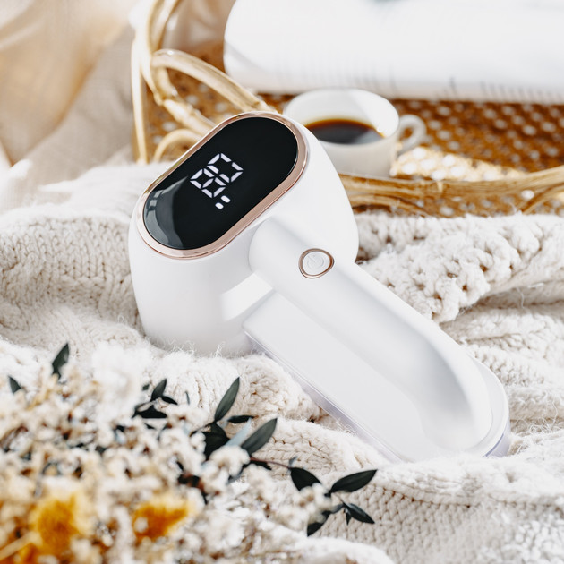 Машинка для удаления катышков Adler AD 9622 white 18 Вт белая Київ - зображення 1