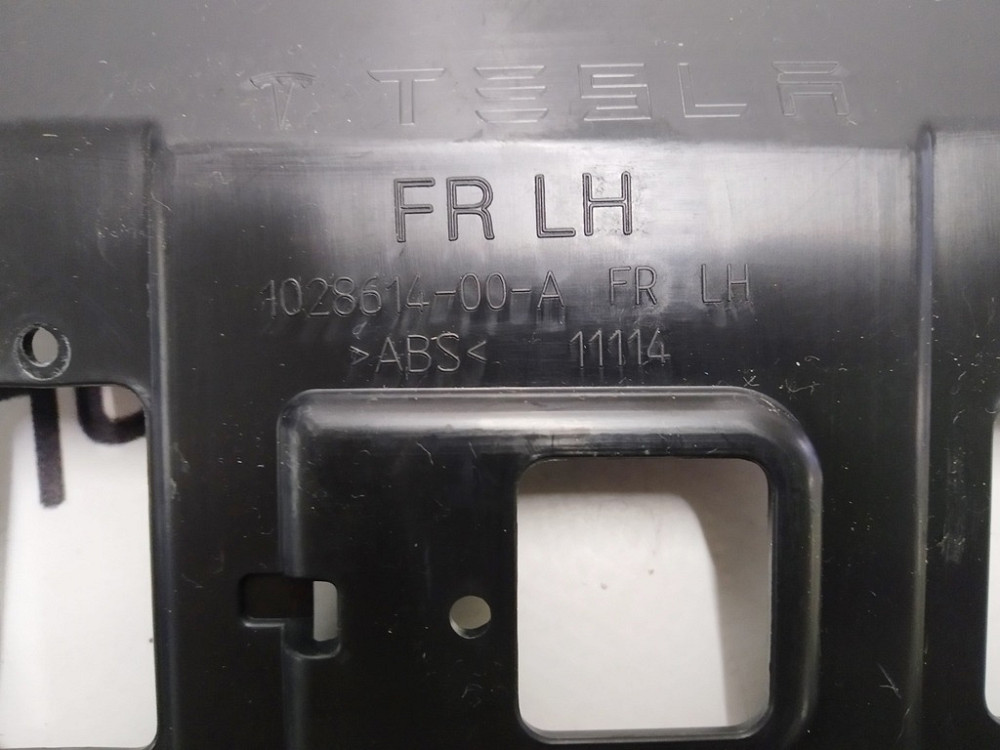 Кронштейн крепления блока управления стеклопод. и зеркалами двери передней левой Tesla model S 10286 Киев - изображение 3