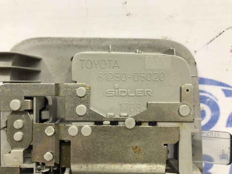 Плафон задний Toyota Avensis 2002-2010 8125005020 (Арт. 42360) Київ - зображення 3