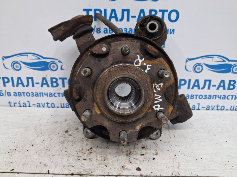Цапфа задняя правая со ступицей Mitsubishi Pajero Wagon 3 3.2 ДИЗЕЛЬ 4M41 1999 (б/у) Київ - зображення 5