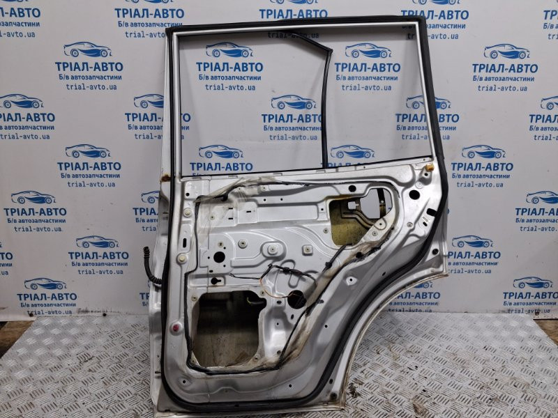 Дверь задняя правая Mitsubishi Pajero Wagon 3 3.2 ДИЗЕЛЬ 4M41 1999 (б/у) Киев - изображение 8