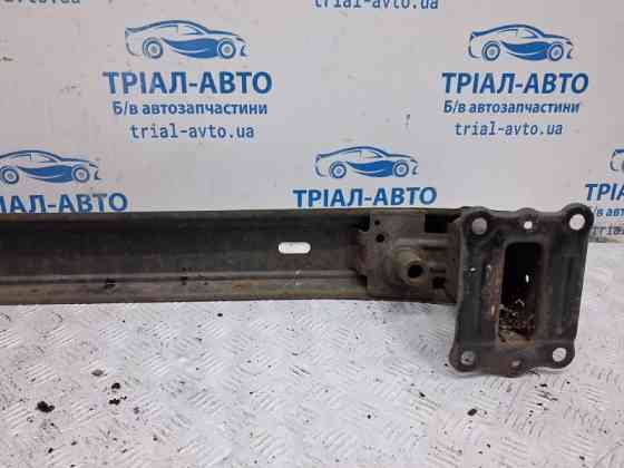 Усилитель бампера передний Hyundai IX35 LM 1.7 DIESEL D4FD 2009 (б/у) Киев