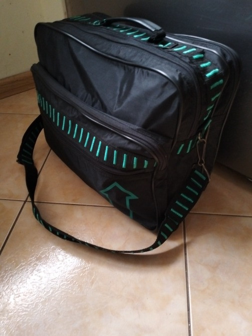 Сумка ручна кладь покладь в дорогу для подорожей і ноутбука вмістка через плече водонепромокаюча Львів - зображення 7