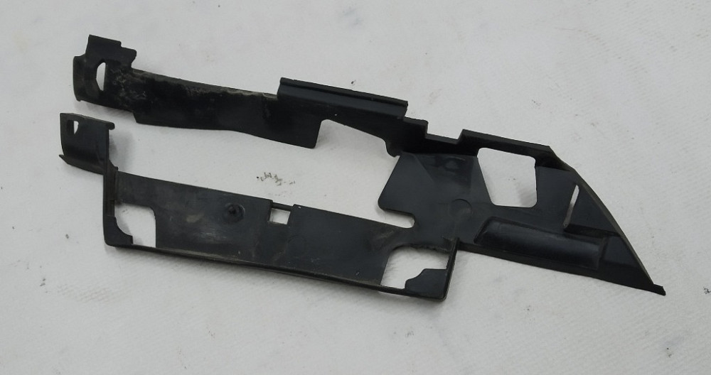 Уплотнитель зеркала наружного левого Tesla model 3 1110777-96-G Киев - изображение 1