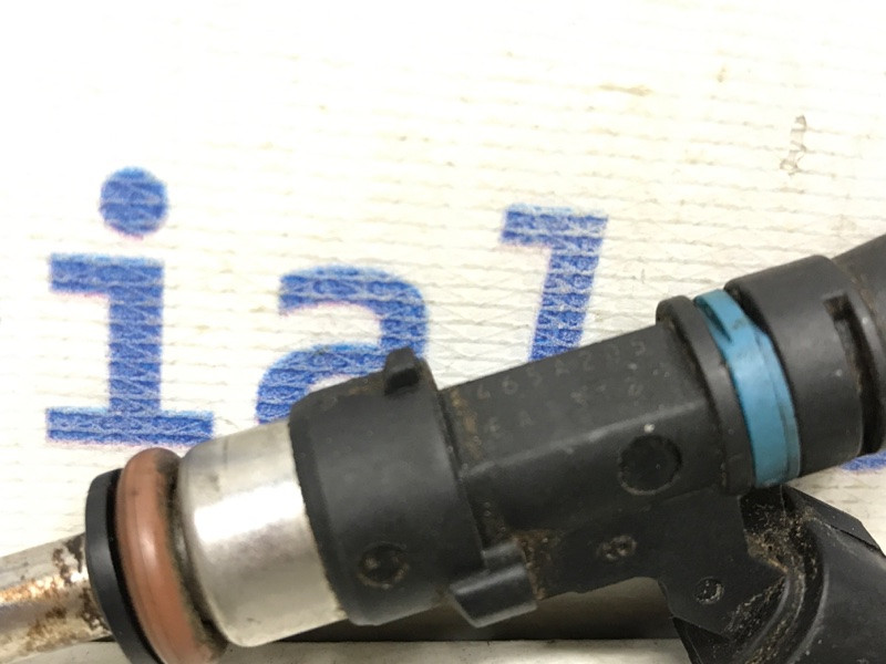 Форсунка топливная Mitsubishi Outlander XL 2.4 БЕНЗИН 4B12 2007 (б/у) Київ - зображення 3