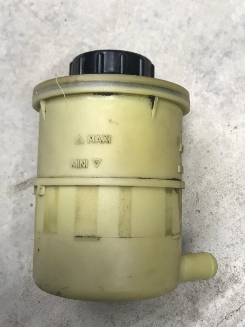 Бу бачок гидроусилителя руля Renault 7700795347, Laguna, Megane, Master, Clio… Кропивницкий - изображение 1