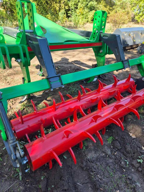 Глибокорозпушувач (Глубокорыхлитель) для трактора МТЗ , ЮМЗ Запорожье - изображение 1