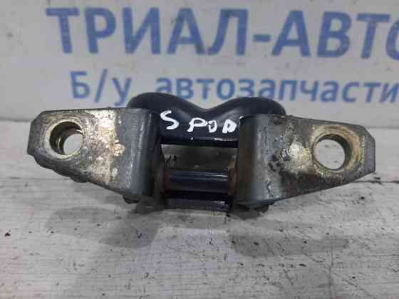Петля двери передней левой нижняя Mitsubishi Pajero Sport K9 2.5 DIESEL 4D56 1996 (б/у) Київ