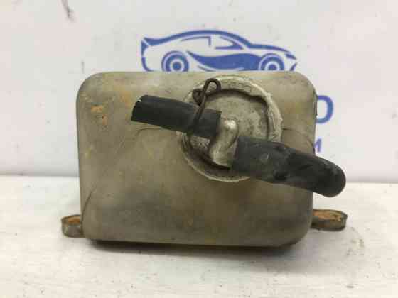 Бачок радиатора (расширительный) Mitsubishi Pajero Sport K9 2.5 DIESEL 4D56 1996 (б/у) Киев