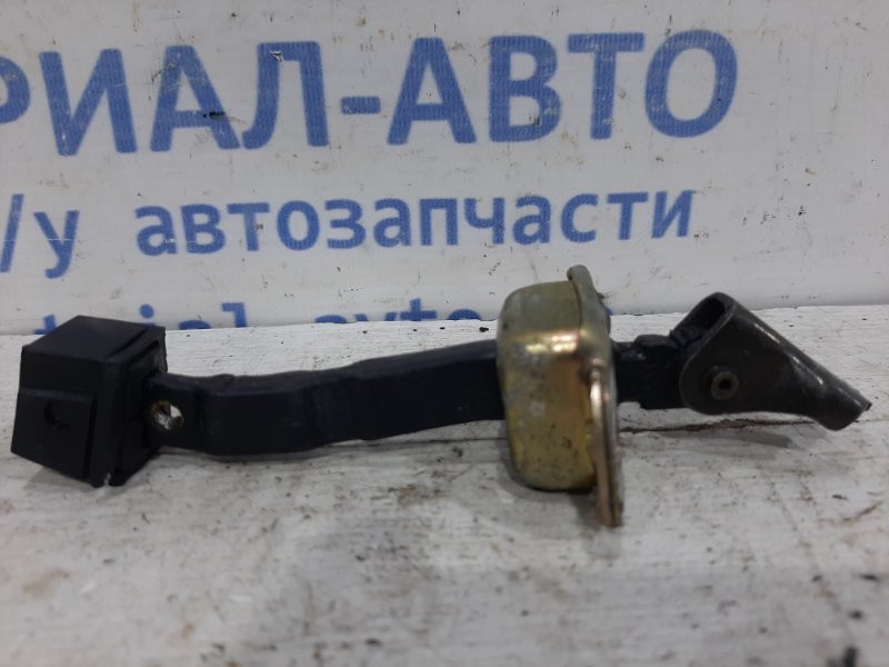 Ограничитель двери передний правый Mitsubishi Lancer 9 1.6 БЕНЗИН 4G18 2003 (б/у) Киев - изображение 1