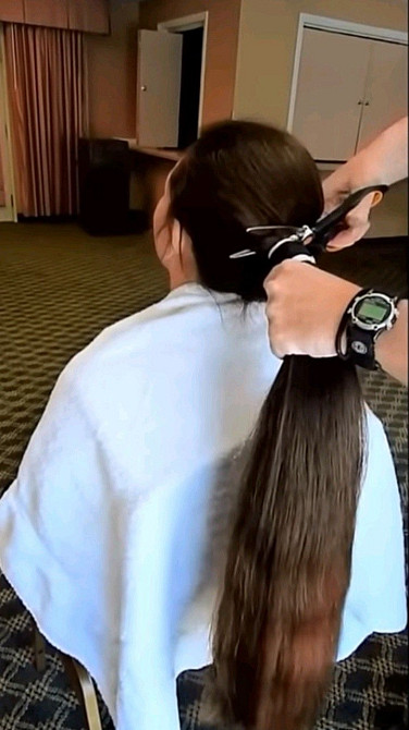 Дніпро - купимо ваше волосся - Дорого і Швидко Стрижка у ПОДАРУНОК! Телефон 0961002722,0633013356 Дніпро - зображення 1