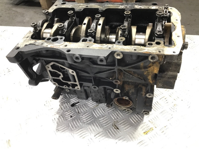 Блок ДВС Mitsubishi Outlander XL 2.0 ДИЗЕЛЬ 2007 (б/у) Киев - изображение 7