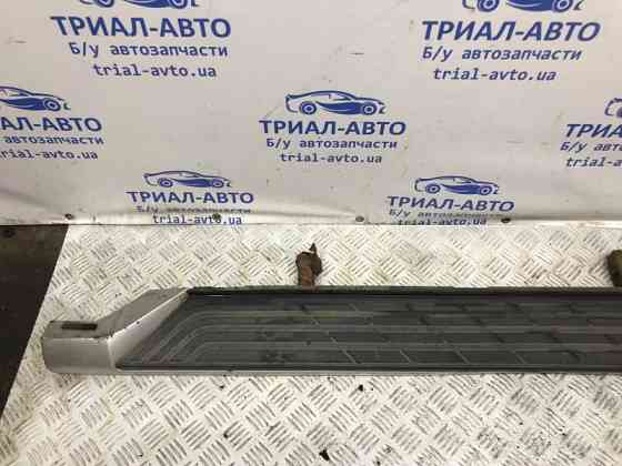 Подножка Mitsubishi Pajero Wagon 4 3.2 ДИЗЕЛЬ 4M41 2006 прав. (б/у) Київ