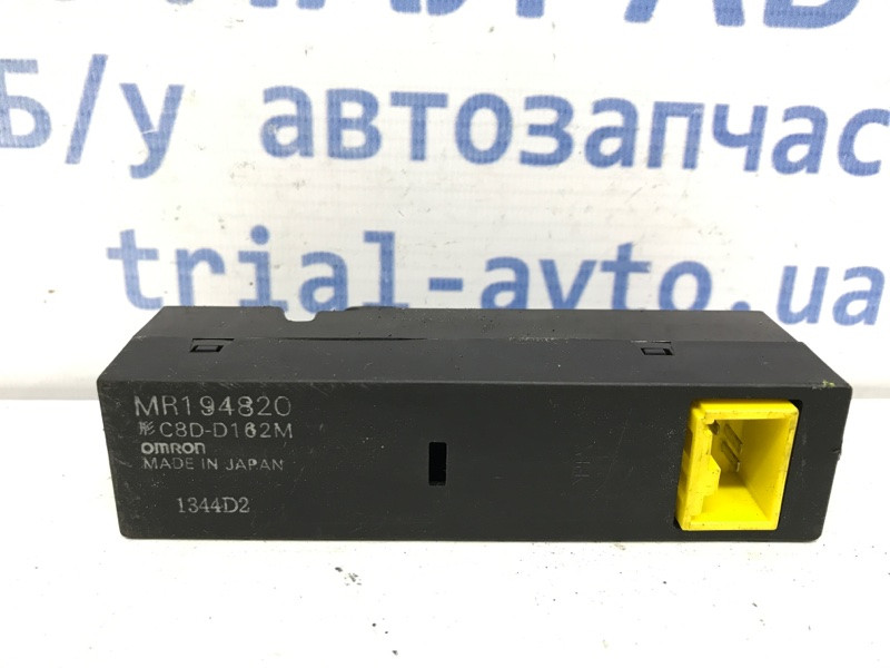 Кнопка стеклоподъемника Mitsubishi Pajero Sport K9 3.0 БЕНЗИН 6G72 1996 (б/у) Київ - зображення 3