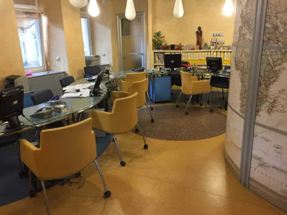 Контрактова пл метро,вул Костянтинівська 20, офіс 50м Київ