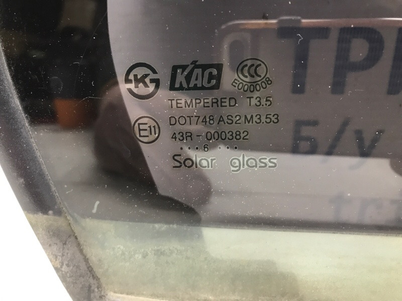 Стекло двери задней правой (форточка) Chevrolet Epica V250 2.0 X20D1 2006 (б/у) Київ - зображення 3