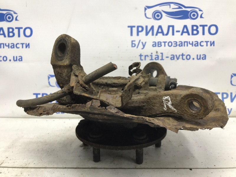 Кулак поворотный правый со ступицей Mitsubishi Pajero Wagon 4 3.2 ДИЗЕЛЬ 4M41 2006 (б/у) Киев - изображение 4