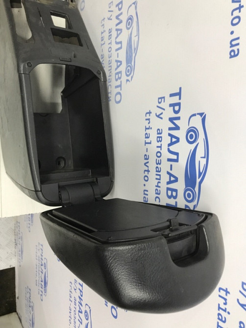 Подлокотник Toyota RAV 4 A30 2.0 БЕНЗИН 1AZFE 2005 (б/у) Київ - зображення 6