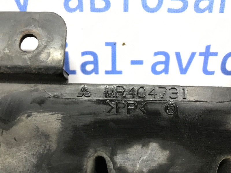 Воздухозаборник Mitsubishi Pajero Wagon 1999-2006 MR404731 (Арт. 41265) Київ - зображення 4