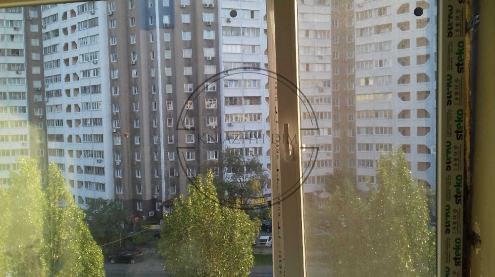 Продаж 2-х кім. квартири на Харківському шосе. Код об'єкта: 21137422 Киев - изображение 1