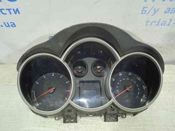Приборная панель Chevrolet Cruze J300 2009 (б/у) Киев