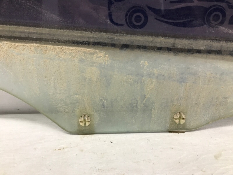 Стекло двери заднее левое Mitsubishi Pajero Wagon 4 3.2 ДИЗЕЛЬ 4M41 2006 (б/у) Київ - зображення 2