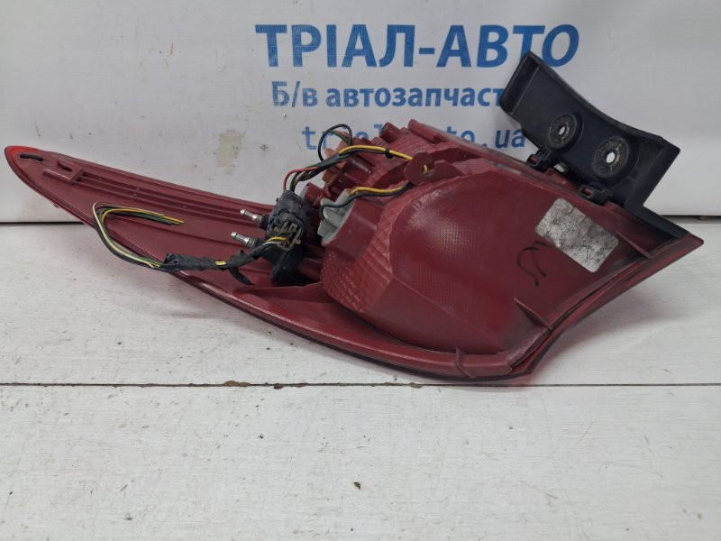 Фонарь задний внешний правый Hyundai Santa fe DM 2.4 БЕНЗИН G4KJ 2012 (б/у) Киев - изображение 5