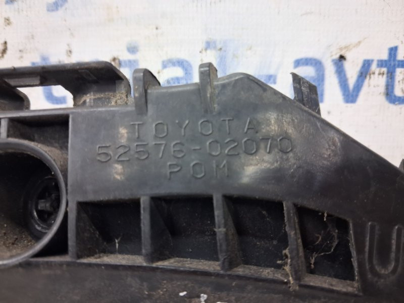 Кронштейн бампера передний левый Toyota Auris E150 1.6 БЕНЗИН 1ZRFAE 2006 (б/у) Київ - зображення 4