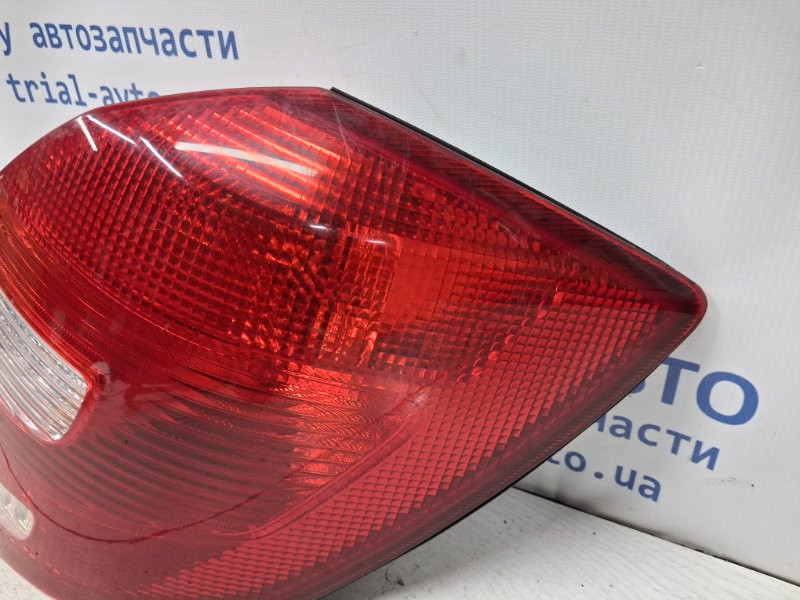 Фонарь задний внешний правый Skoda Fabia 5J 1.4 DIESEL 2007 (б/у) Київ - зображення 2