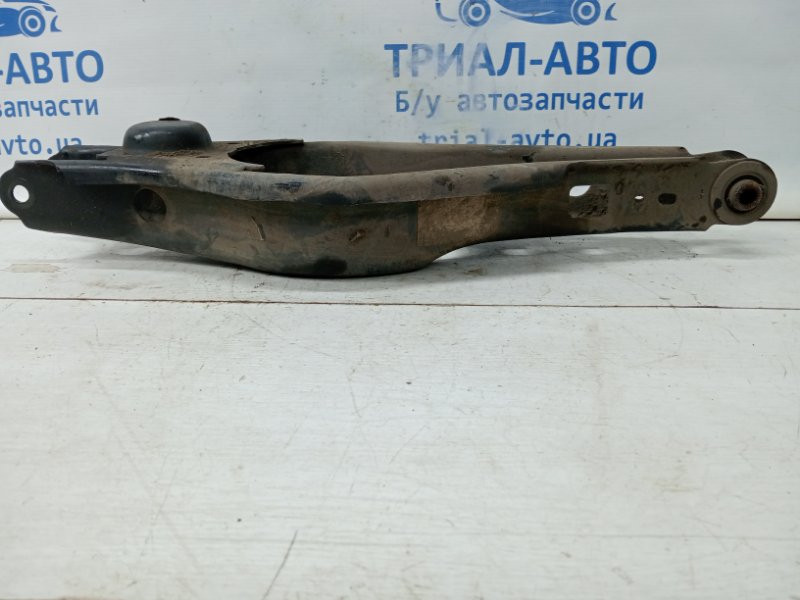 Рычаг задней подвески нижний поперечный (под пружину) Toyota RAV 4 2005-2016 4874042010 (Арт. 60518) Київ - зображення 2