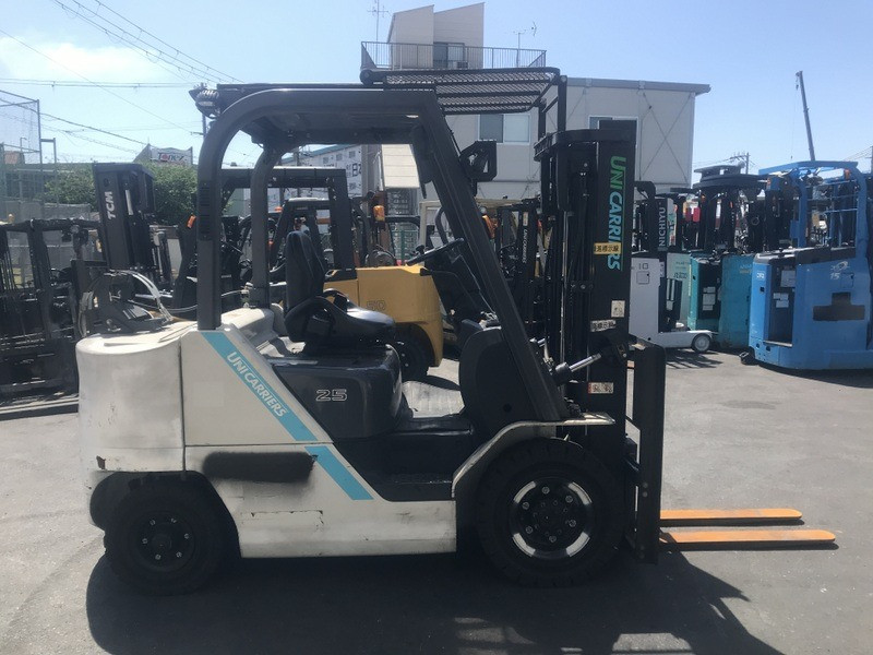 Газ-бензиновий навантажувач TCM (Nissan), напрацювання 5045 мотогодин. Модель: FHGE25T5 Львів - зображення 4