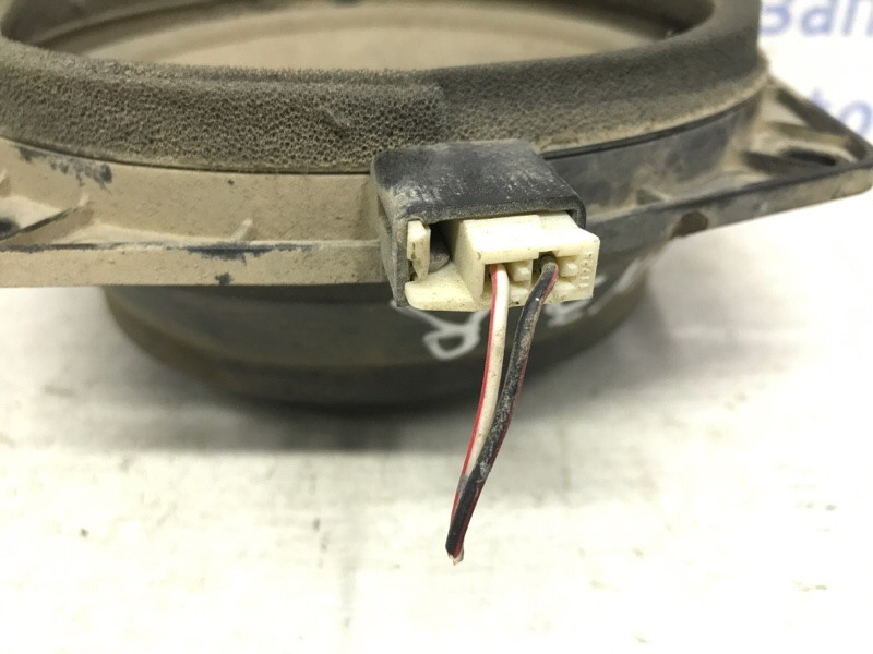 Динамик двери Mitsubishi Pajero Wagon 3 3.2 ДИЗЕЛЬ 4M41 1999 (б/у) Киев - изображение 3