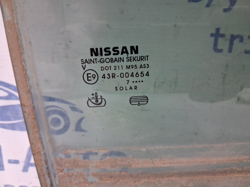 Стекло двери заднее правое Nissan Navara D40 2.5 DIESEL YD25DDTI 2004 (б/у) Київ - зображення 3