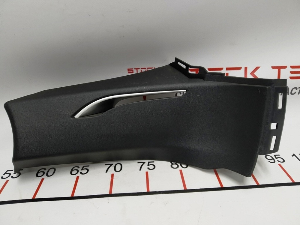 2Накладка ремня безопасности стойки С правой Tesla model S, model S REST 1024732-00-B Київ - зображення 5