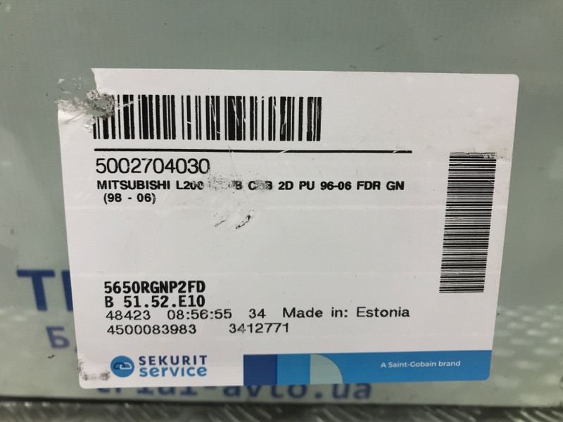 Стекло двери переднее правое Mitsubishi L200 KB 2.5 ДИЗЕЛЬ 4D56U 2006 (б/у) Киев - изображение 5