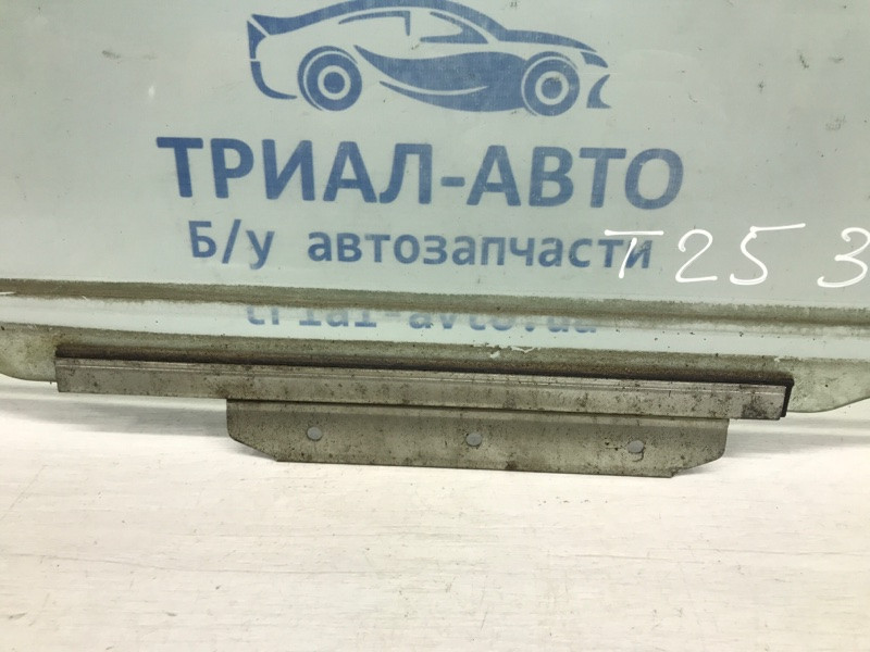 Стекло двери заднее правое Toyota Avensis T25 2.0 DIESEL 1CDFTV 2002 (б/у) Киев - изображение 2