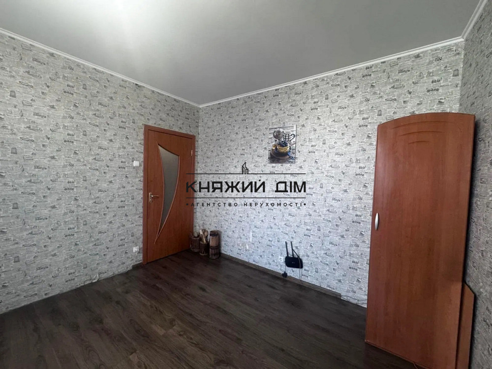 Продаж 3-х кімнатної ,м.Харьківська або м.Позняки вул Вишняківська  5А код 21147398 Киев - изображение 3