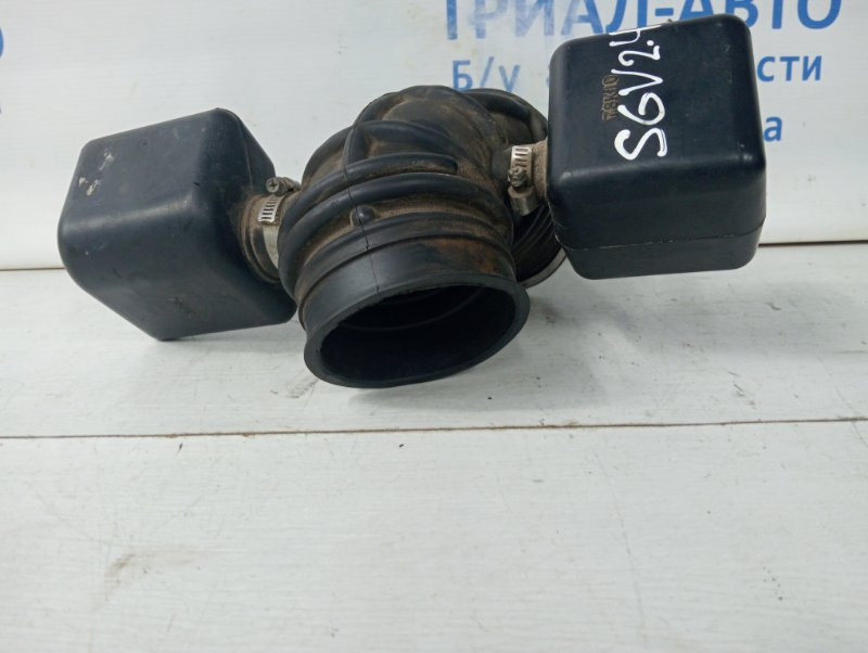 Патрубок воздушного фильтра Suzuki Grand Vitara JT 2.4 БЕНЗИН J24B 2005 (б/у) Киев - изображение 1