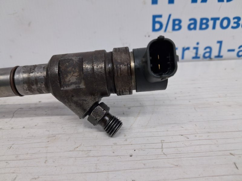 Форсунка топливная Kia Sorento BL 2.5 DIESEL D4CB 2002 (б/у) Київ - зображення 2