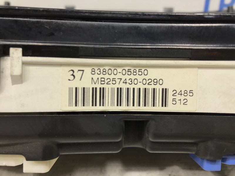 Приборная панель Toyota Avensis T25 2.2 DIESEL 2ADFTV 2002 (б/у) Київ - зображення 5